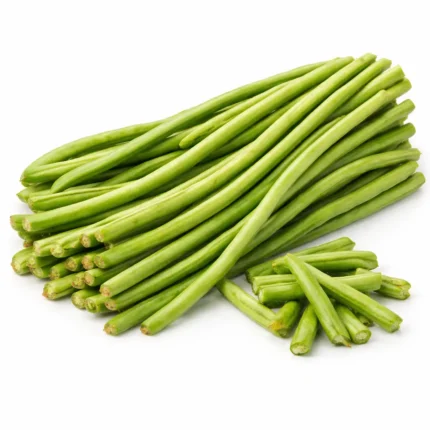 Fresh long beans on white background | فاصوليا طويلة طازجة بخلفية بيضاء