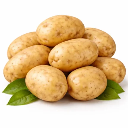 Fresh Pakistani potatoes on white background | بطاطس باكستاني طازجة بخلفية بيضاء
